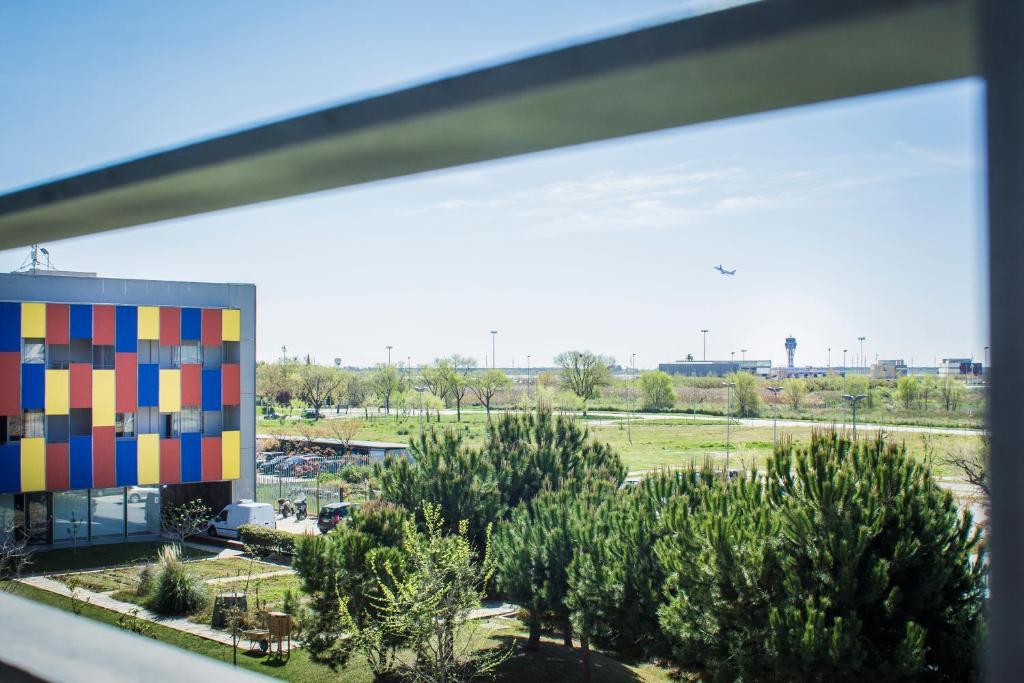 Centre Esplai Albergue Эль-Прат-де-Льобрегат Экстерьер фото